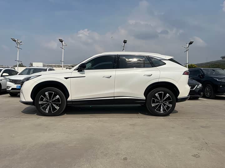Roewe RX5 2023 2023款 1.5T 超感精英版