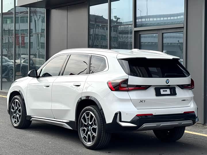 BMW X1 2024 2024款 sDrive25Li X设计套装