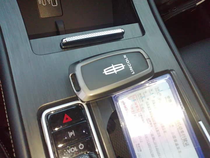 Lincoln Corsair 2024 2024款 1.5T 两驱尊享混动版