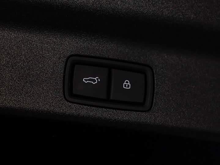 LiXiang L8 2025 2025款 Max 智能焕新版