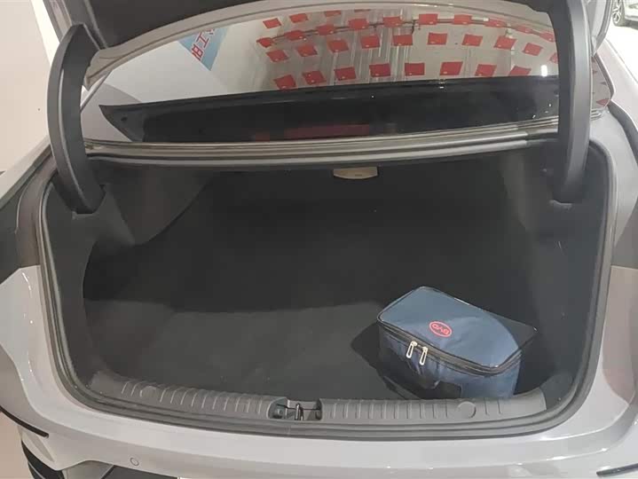 BYD Han 2025 2025款 EV 701KM激光雷达智驾型