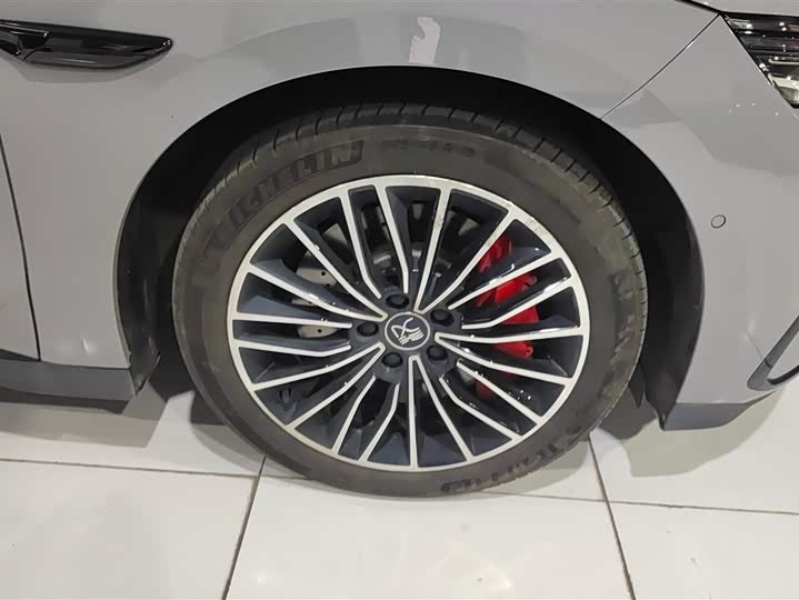 BYD Han 2025 2025款 EV 701KM激光雷达智驾型