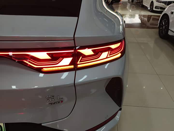 BYD Song L 2025 2025款 智驾版 662km 激光雷达卓越型