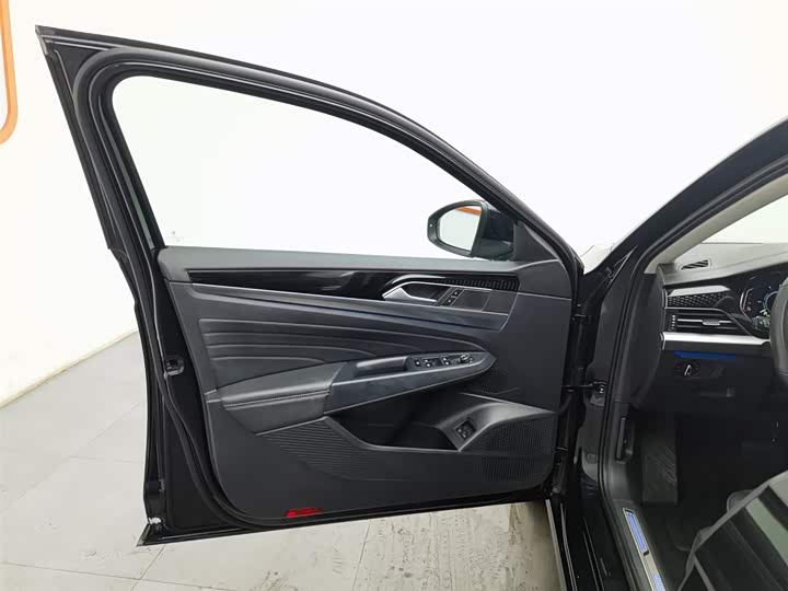 Volkswagen Passat Hybrid 2023 2023款 430PHEV 混动豪华版