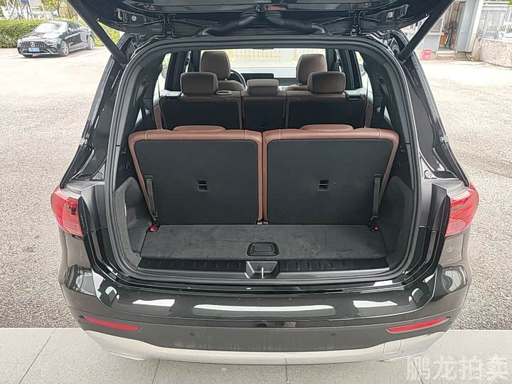 Mercedes-Benz GLB-Class 2025 2025款 GLB 220 时尚型