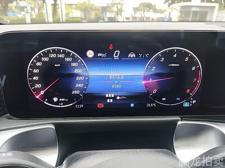 Mercedes-Benz GLB-Class 2025 2025款 GLB 220 时尚型