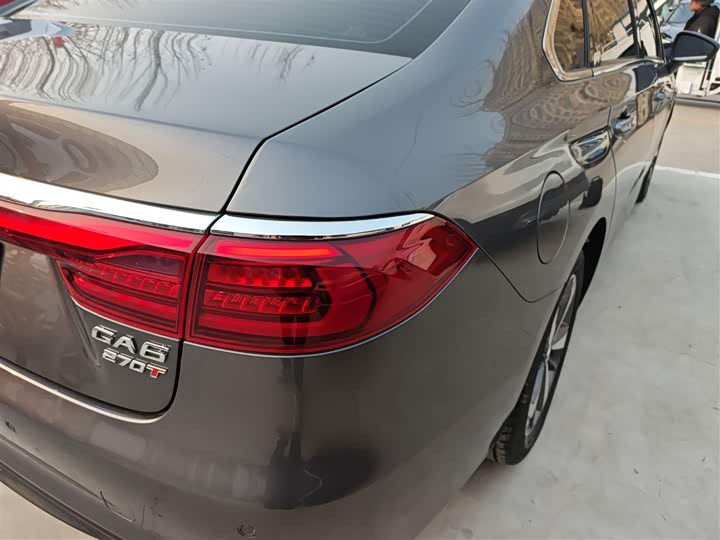 GAC Trumpchi GA6 2022 2022款 270T 自动豪华版
