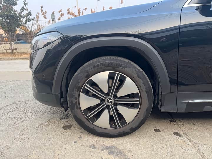 Mercedes-Benz EQB 2022 2022款 EQB 260