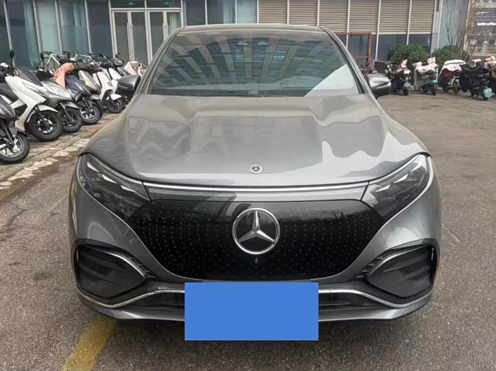 2023 Mercedes-Benz EQS SUV