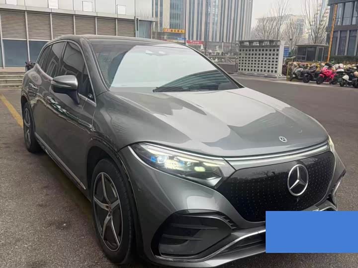 2023 Mercedes-Benz EQS SUV