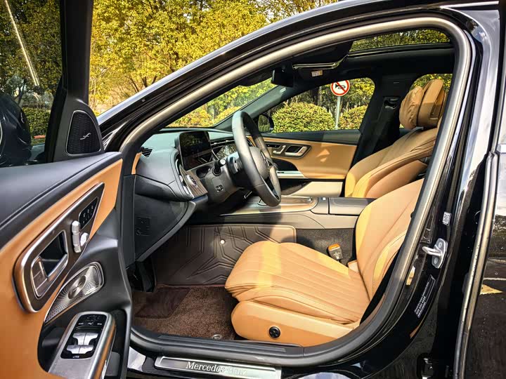 Mercedes-Benz E-Class 2025 2025款 E 300 L 时尚型