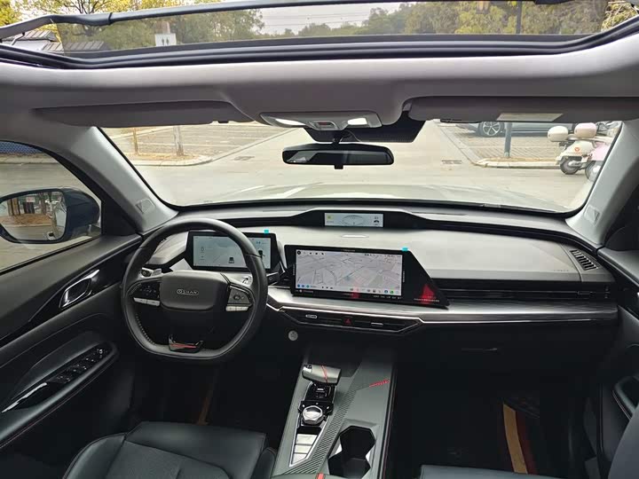 Changan Oshan Z6 2023 2023款 蓝鲸 1.5T DCT智领型