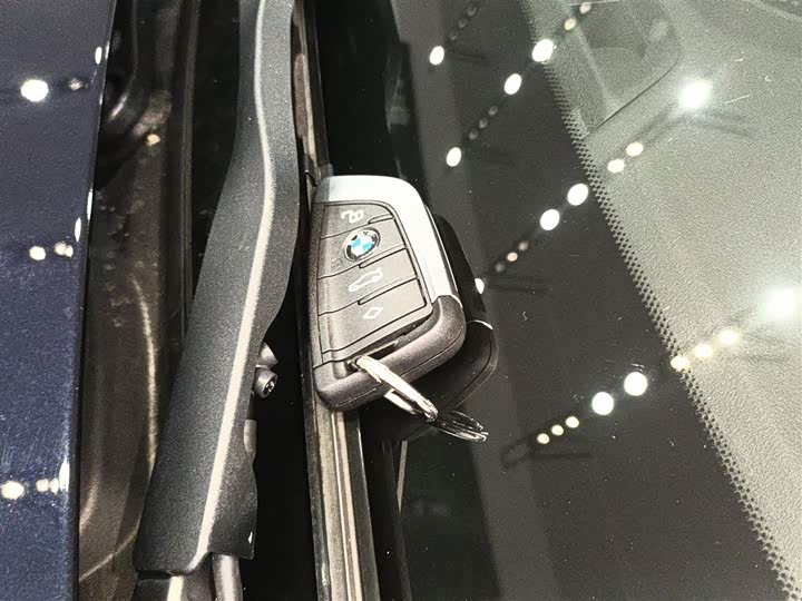 BMW i3 2025 2025款 eDrive 35 L