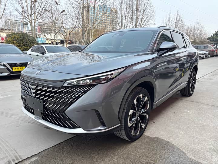 Roewe RX5 2023 2023款 1.5T 尊荣滑屏版
