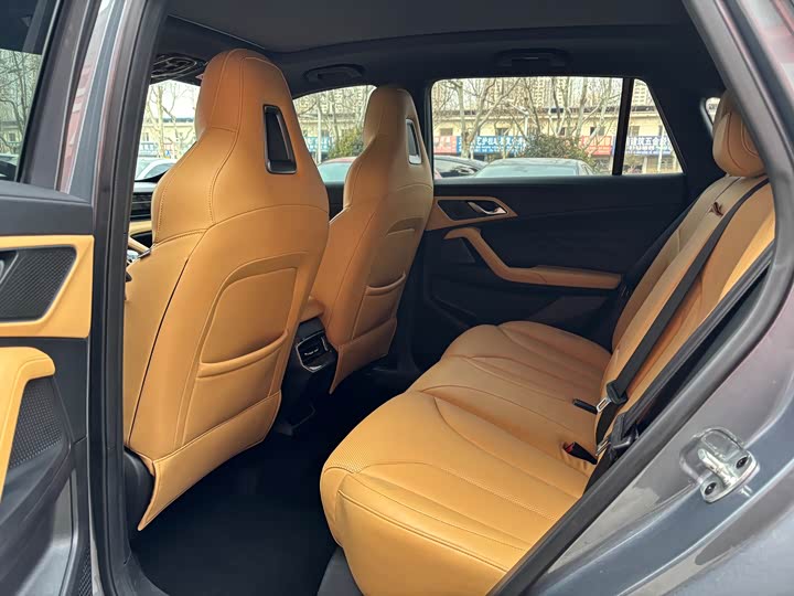 Roewe RX5 2023 2023款 1.5T 尊荣滑屏版