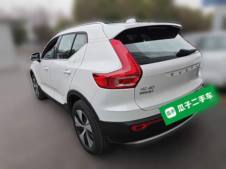 Volvo XC40 2025 2025款 B3 智远豪华版