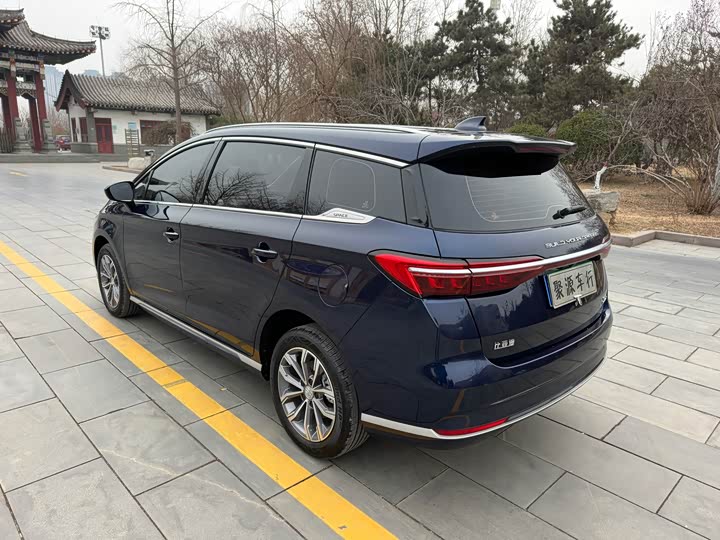 BYD Song Max 2021 2021款 升级版 1.5T 自动豪华型 6座