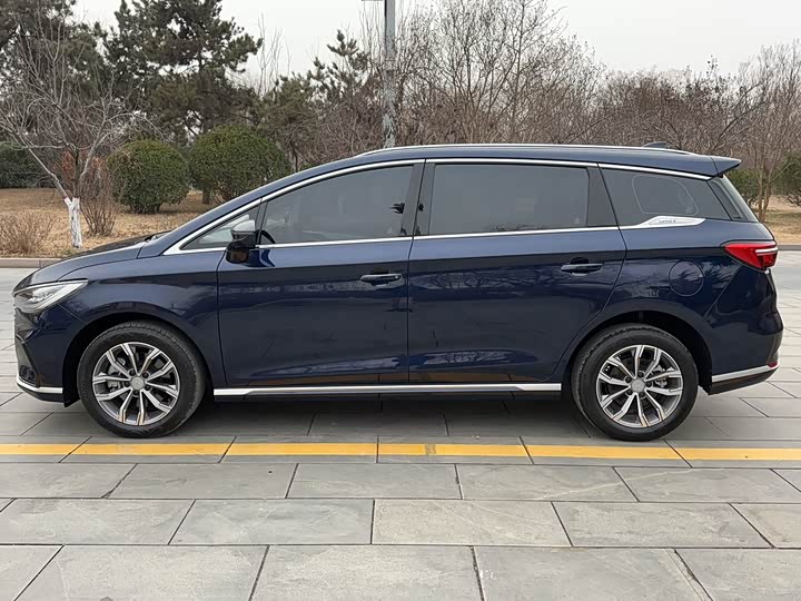 BYD Song Max 2021 2021款 升级版 1.5T 自动豪华型 6座
