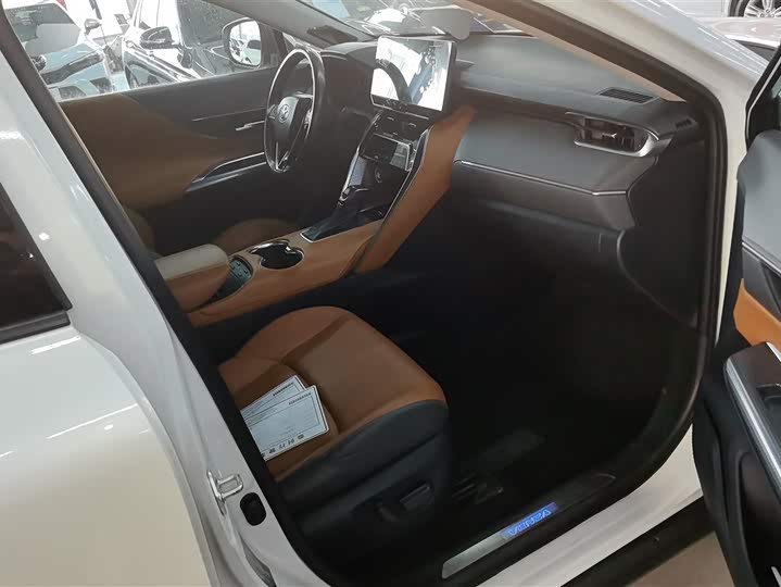 Toyota Venza 2023 2023款 2.0L CVT两驱尊贵版