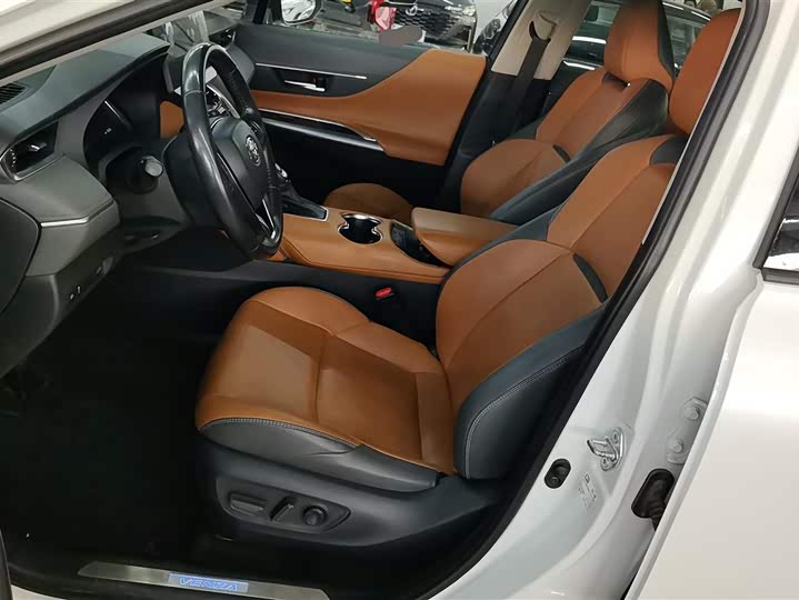 Toyota Venza 2023 2023款 2.0L CVT两驱尊贵版