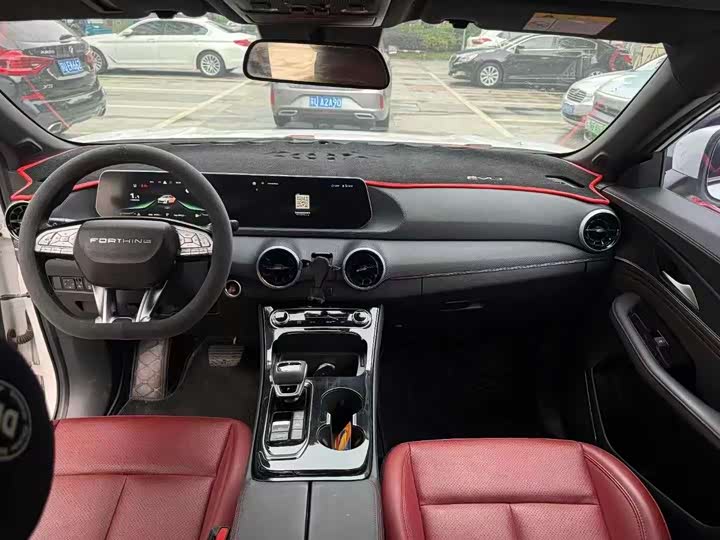 Dongfeng Forthing T5 2021 2021款 1.5T 自动豪华型