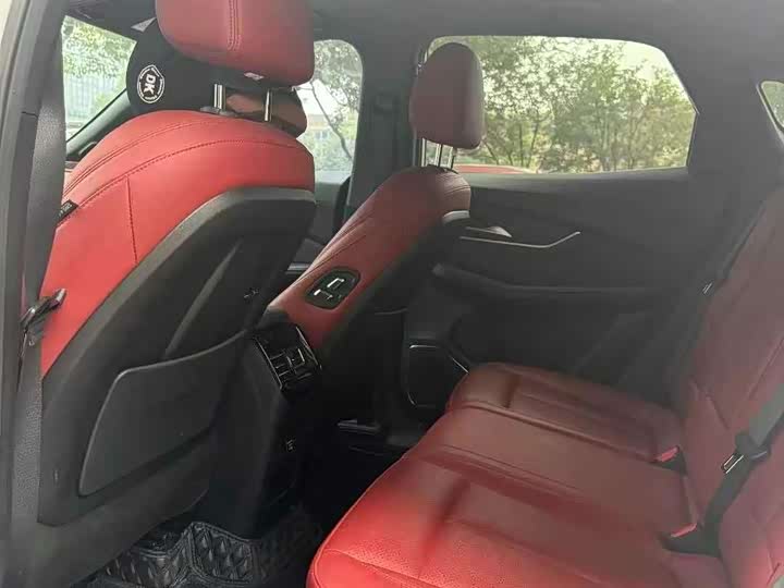 Dongfeng Forthing T5 2021 2021款 1.5T 自动豪华型