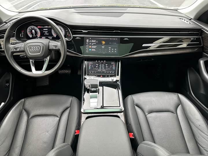 Audi Q8 2022 2022款 45 TFSI 臻选动感型