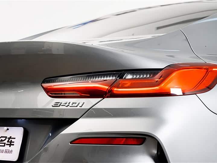 BMW 8 Series 2022 2022款 840i 四门轿跑车 M运动套装