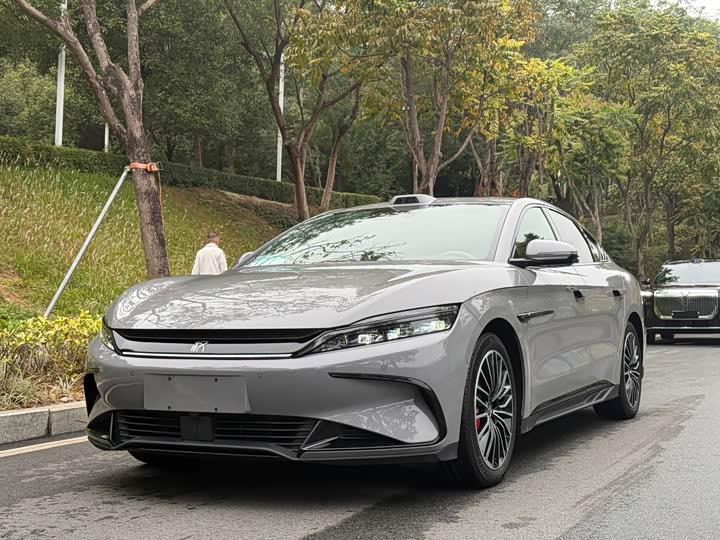 BYD Han 2025 2025款 EV 智驾版 701KM激光雷达旗舰型