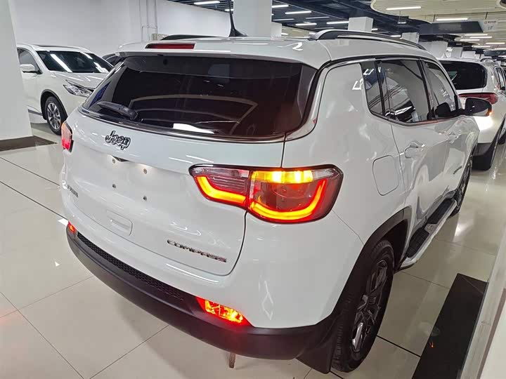 Jeep Compass 2021 2021款 220T 自动舒适版