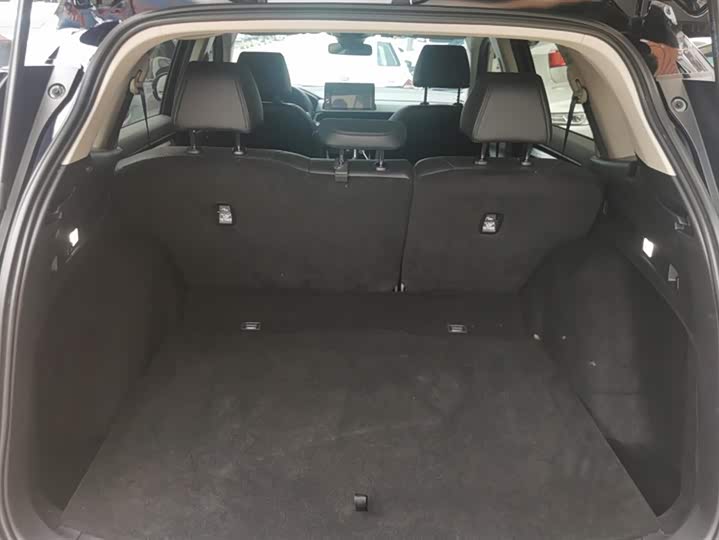 Honda Breeze 2025 2025款 240TURBO 两驱豪华版 5座