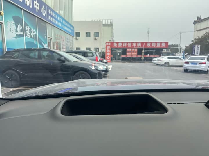 GAC Trumpchi S7 2025 2025款 180km Ultra 四驱激光雷达版