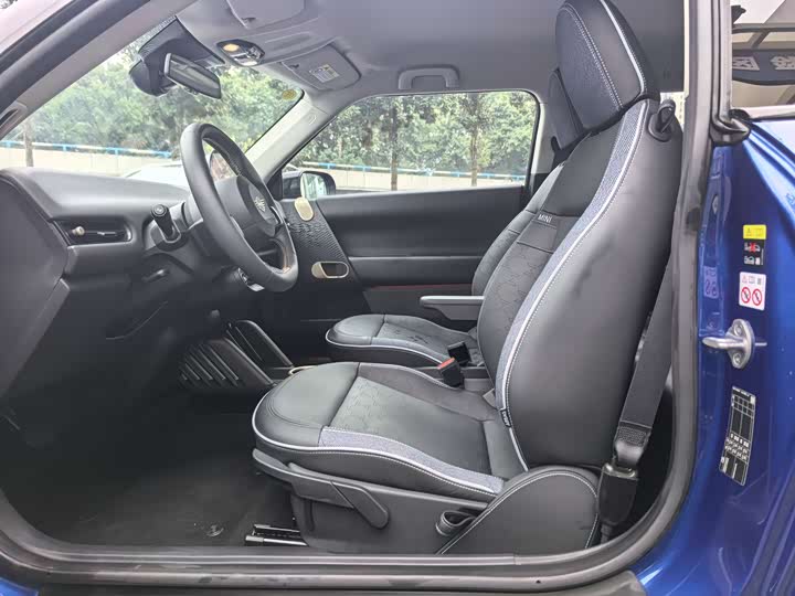 Mini Cooper 2025 2025款 456km COOPER E 经典派