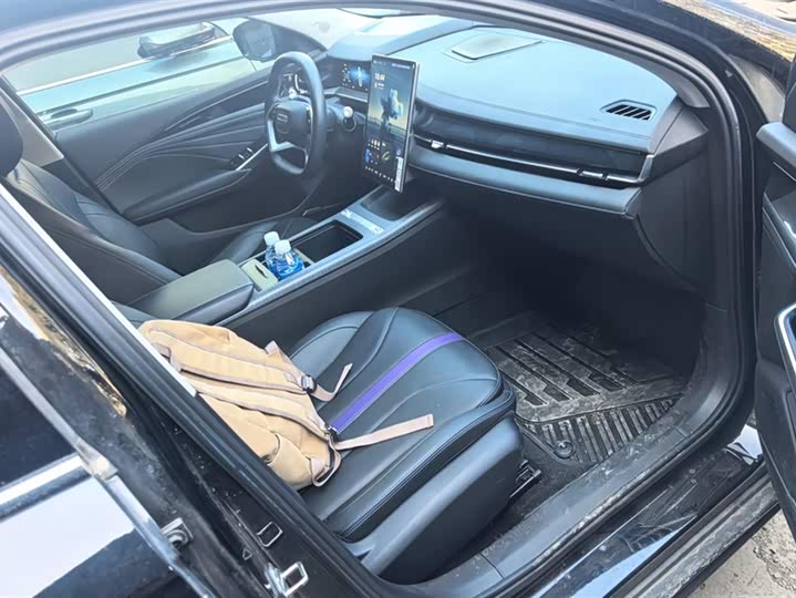 Geely Preface L 2024 2024款 油混 1.5TD 星云版