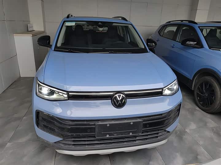 Volkswagen Tharu 2025 2025款 新锐 300TSI 锐享版