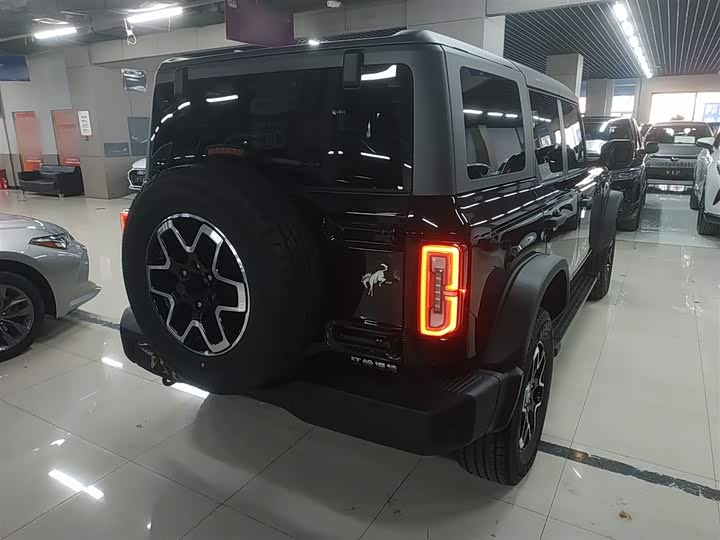 Ford Bronco 2024 2024款 2.3T 长滩