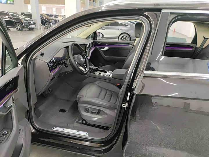 Volkswagen Touareg 2022 2022款 3.0TSI 锐享版 经典运动套装