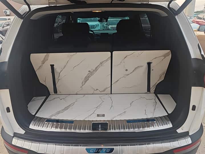 Hyundai Custo 2021 2021款 380TGDi 智爱尊贵版 LUX Premium