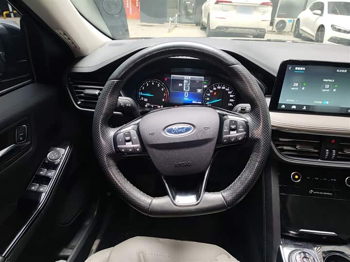 Ford Escape 2020 2020款 EcoBoost 245 两驱耀享款