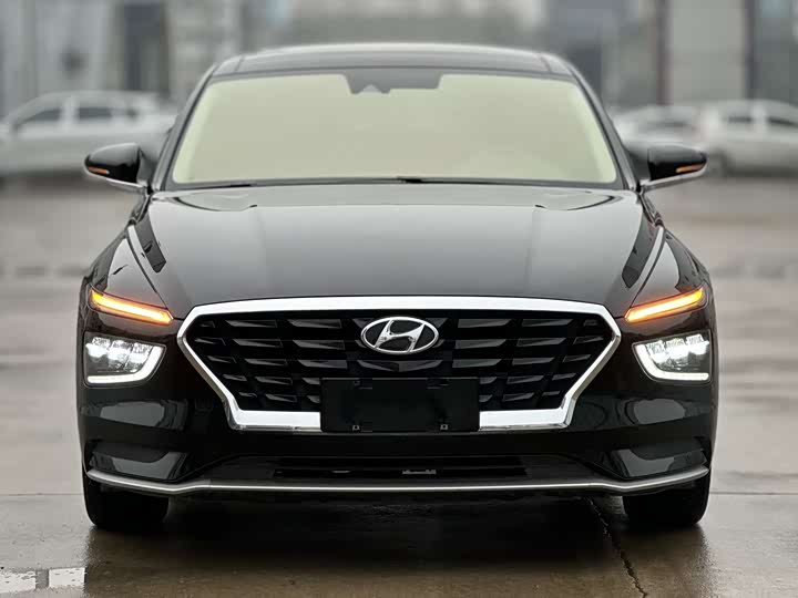 Hyundai Mistra 2021 2021款 1.8L CVT LUX尊贵版