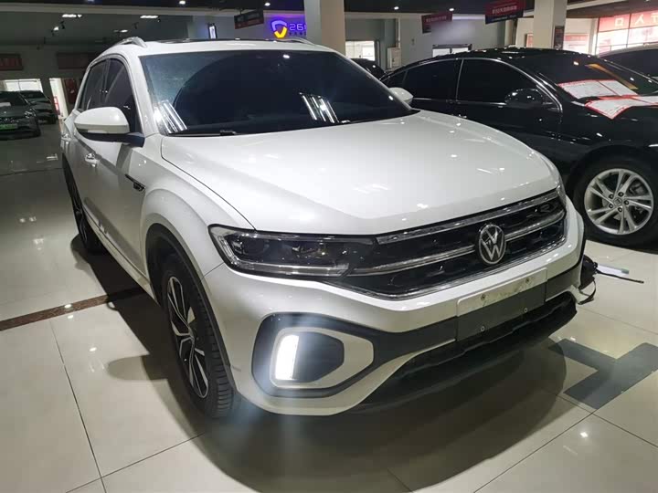 2025 Volkswagen T-Roc