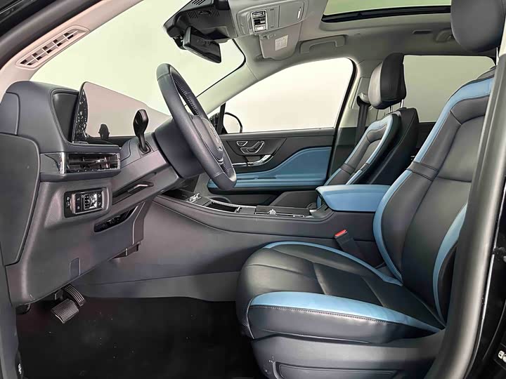 Lincoln Corsair 2024 2024款 1.5T 两驱尊享混动版