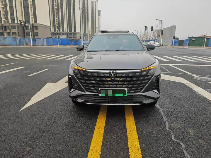 Changan UNI-Z Hybrid 2025 2025款 智慧新蓝鲸 125km 战舰版