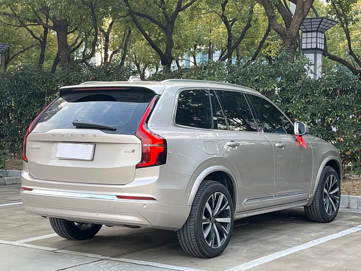 2025 Volvo XC90