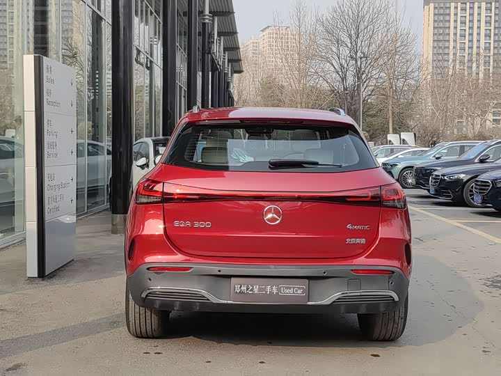 Mercedes-Benz EQA 2022 2022款 EQA 300 4MATIC 首发特别版