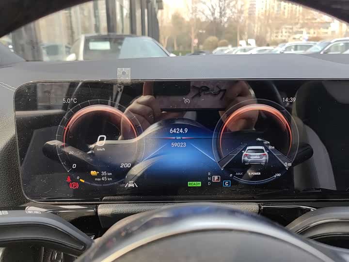 Mercedes-Benz EQA 2022 2022款 EQA 300 4MATIC 首发特别版