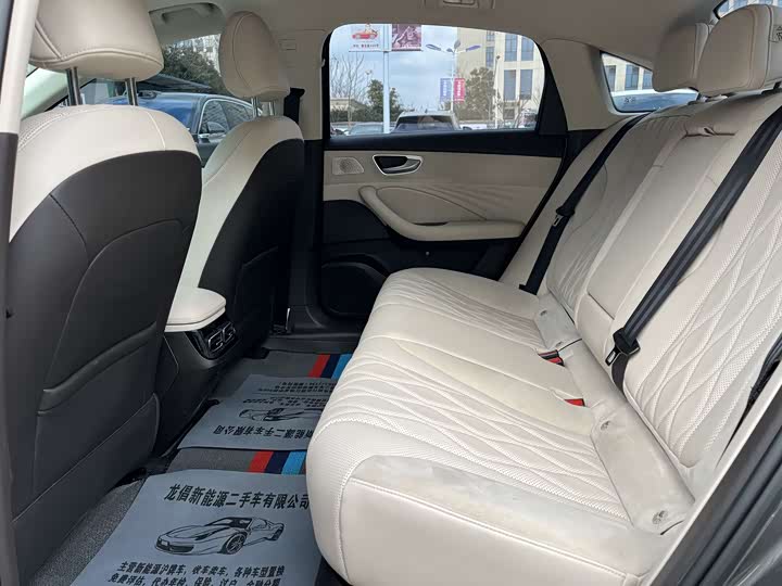 Roewe D7 2023 2023款 EV 510km 后驱旗舰版