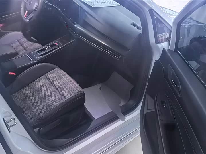 Volkswagen Golf GTI 2021 2021款 380TSI DSG GTI