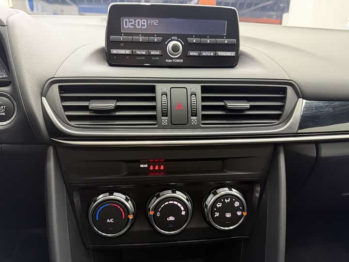 Mazda CX-4 2021 2021款 2.0L 自动两驱蓝天活力版