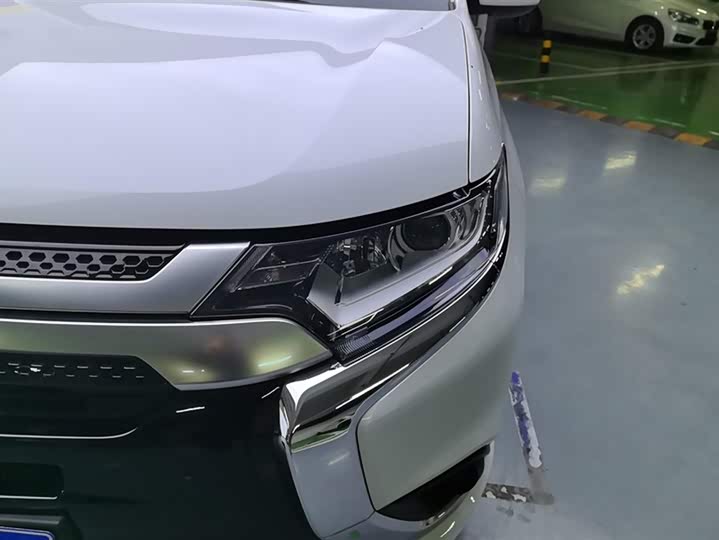 Mitsubishi Outlander 2021 2021款 改款 2.0L 两驱畅行版 5座